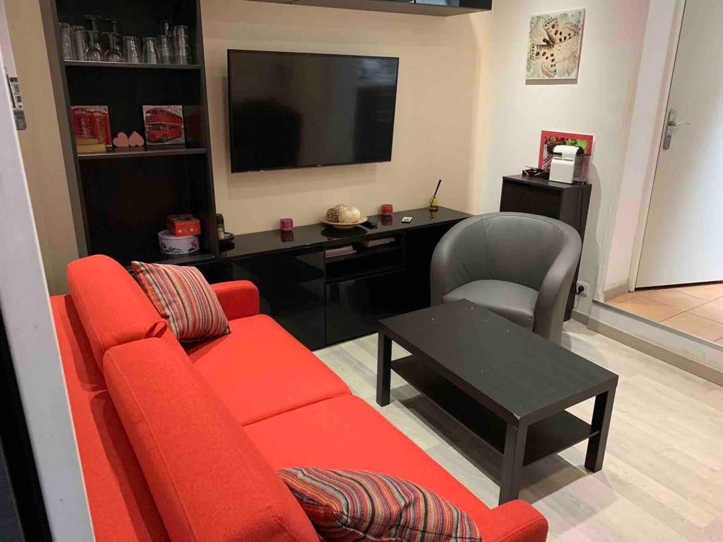 Gheddachi Apartment Gentilly Exterior foto